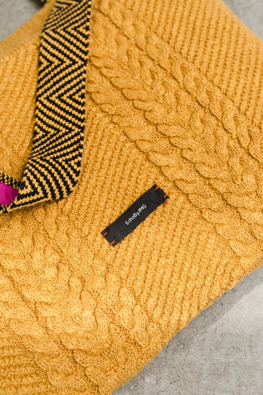 Cable Rope Knitted Tote