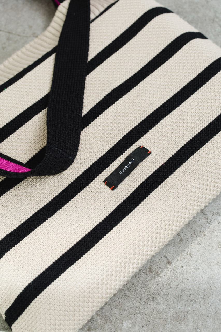 Textured Stripes Knitted Tote-Doe