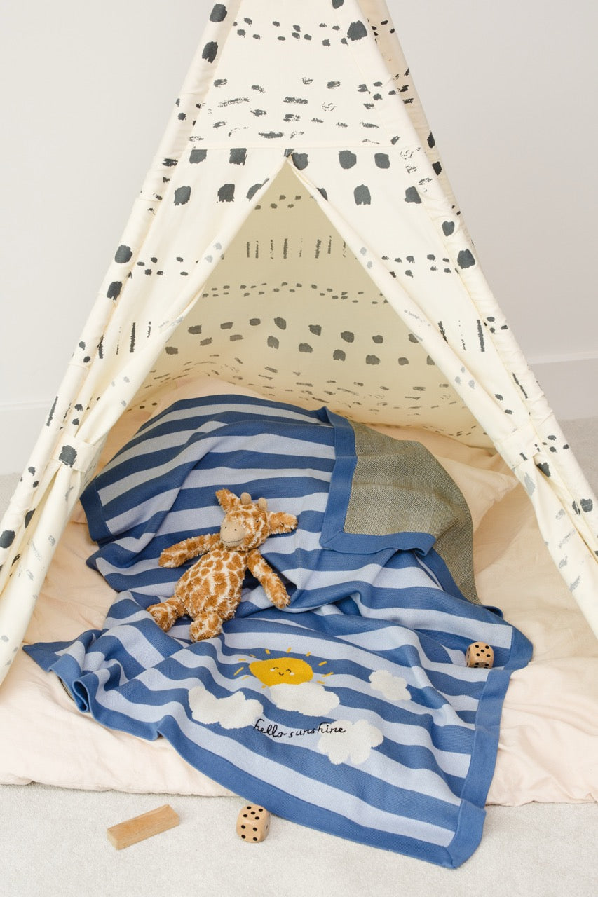 Happy Sunshine Knitted Throw-Pale Blue