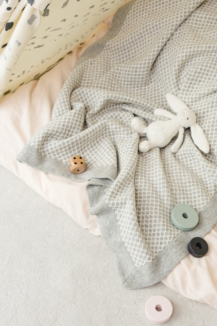 Cotton Candy Cloud Knitted Throw